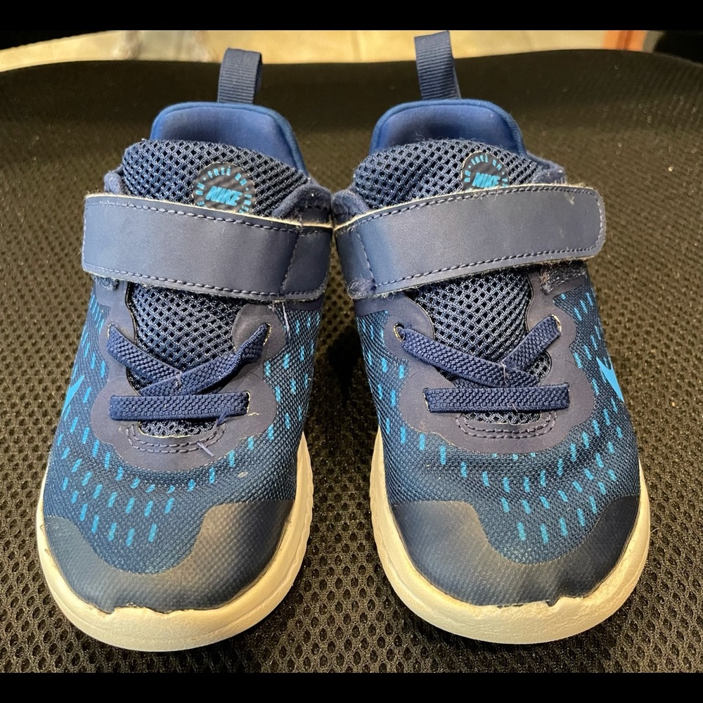 Kids Nike shoes. Good used condition
